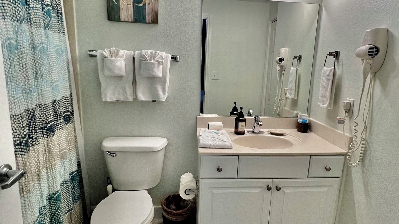 Photo of Bathroom in El Centro Beach