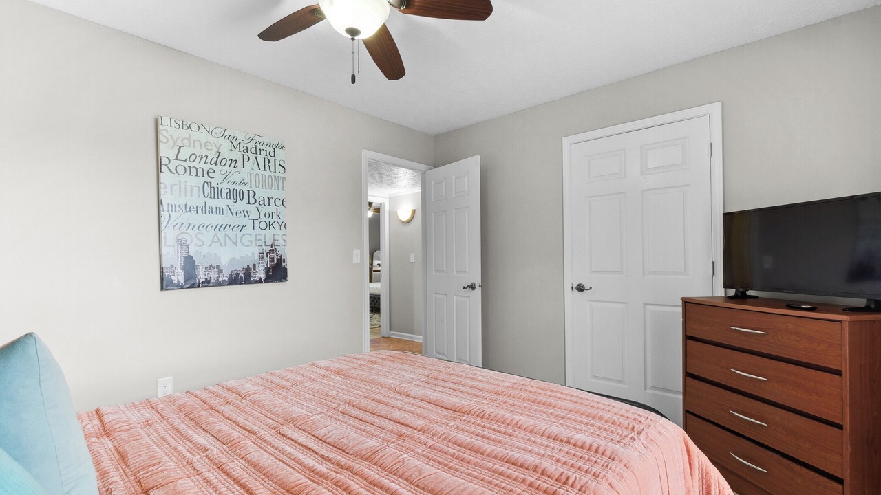 Photo of Bedroom in Warner Robins