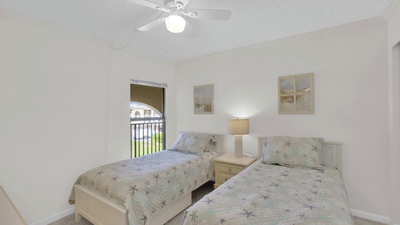 Photo of Bedroom in Mid Island