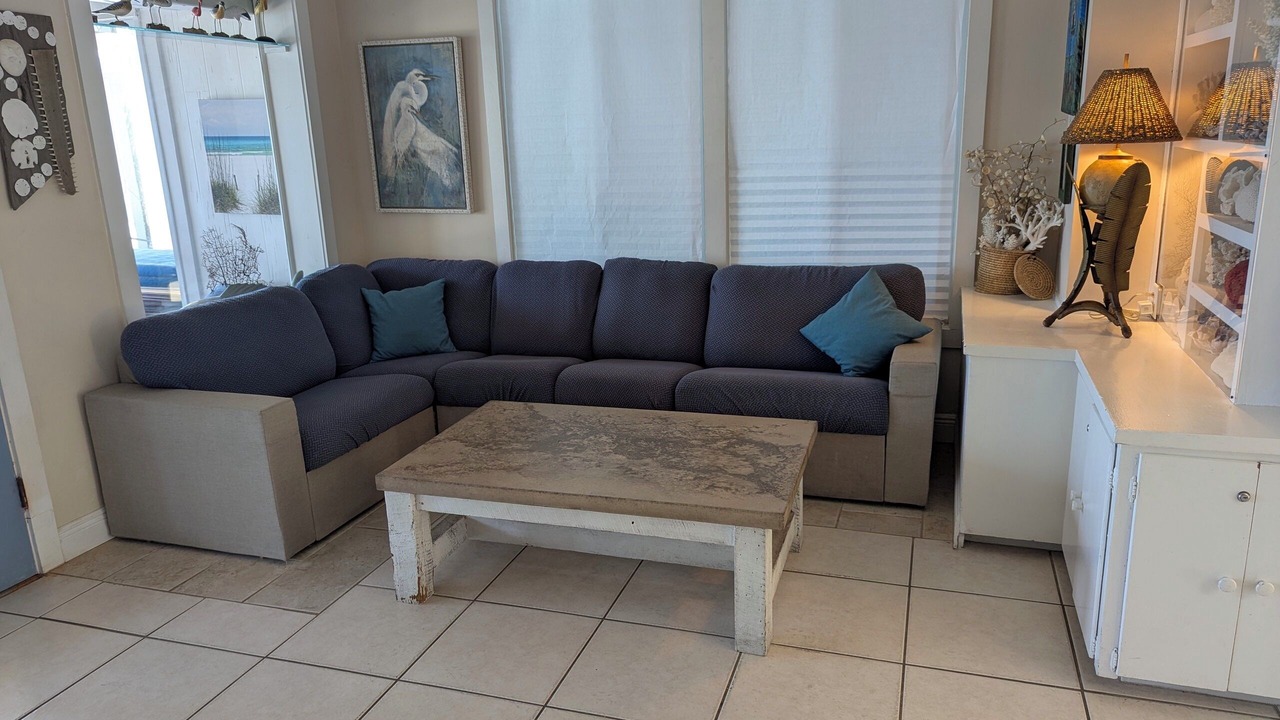 Photo of Livingroom in Bahama Beach