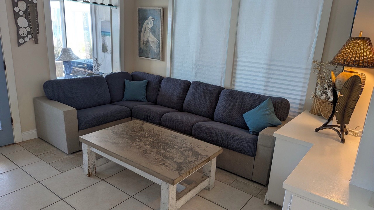 Photo of Livingroom in Bahama Beach