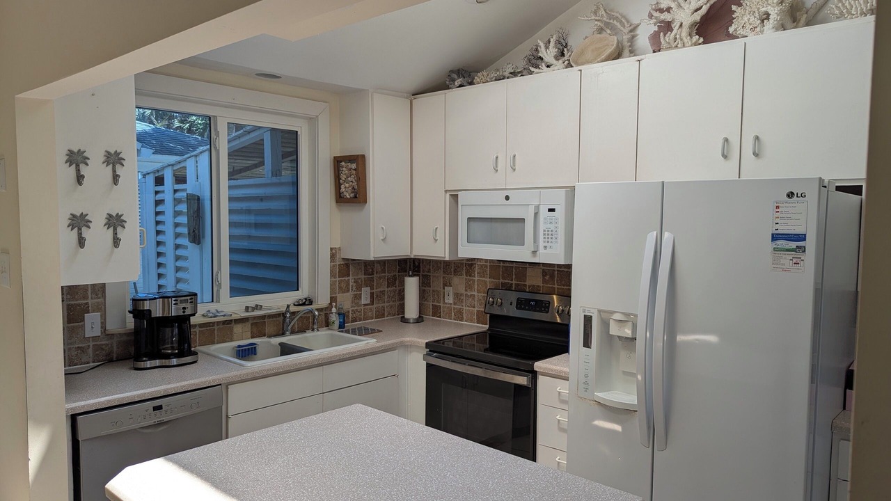 Photo of Kitchen in Bahama Beach