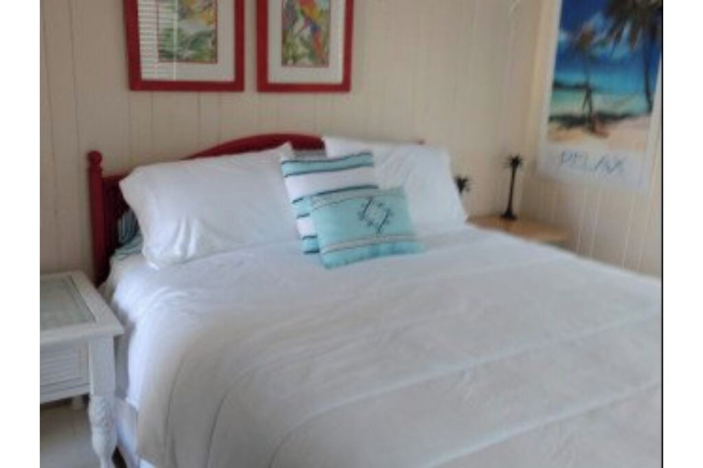 Photo of Bedroom in Bahama Beach