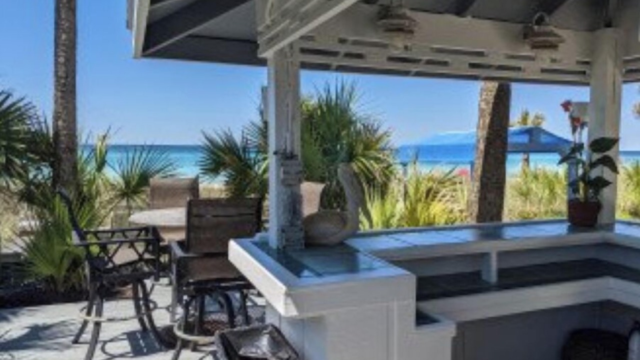 Photo of Patio Balcony in Bahama Beach
