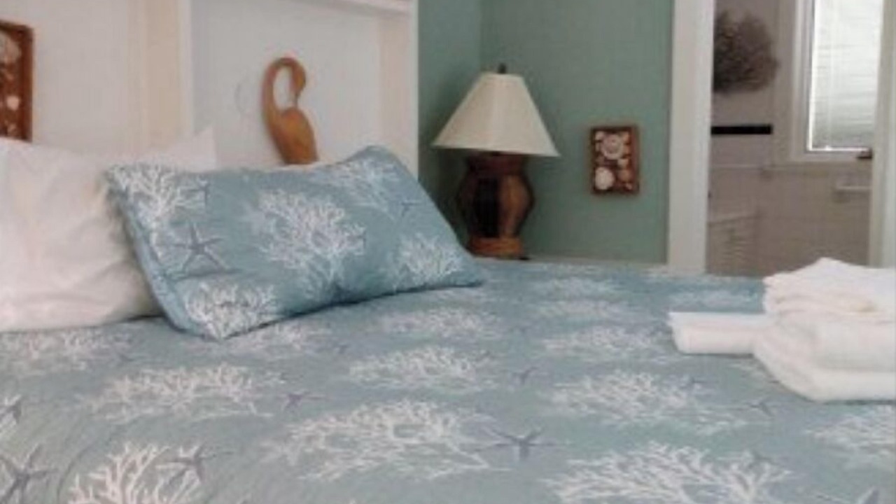 Photo of Bedroom in Bahama Beach