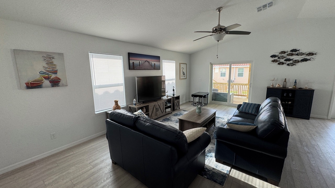 Photo of Livingroom in Homosassa