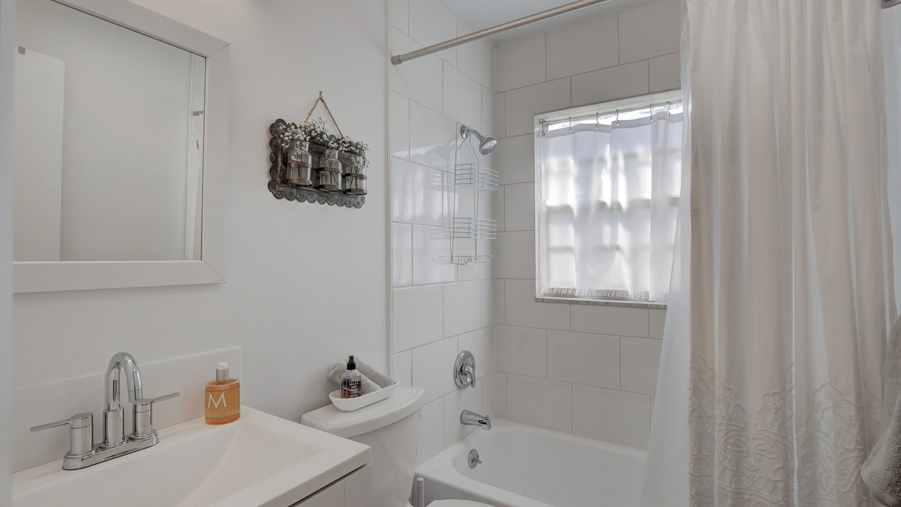Photo of Bathroom in Central Naples
