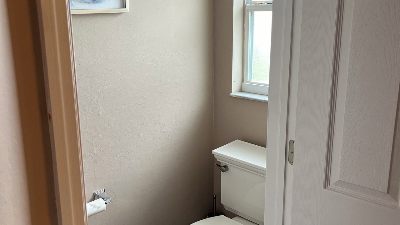 Photo of Bathroom in Pelican