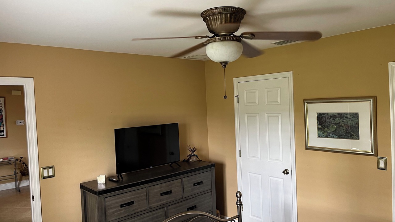Photo of Bedroom in Pelican