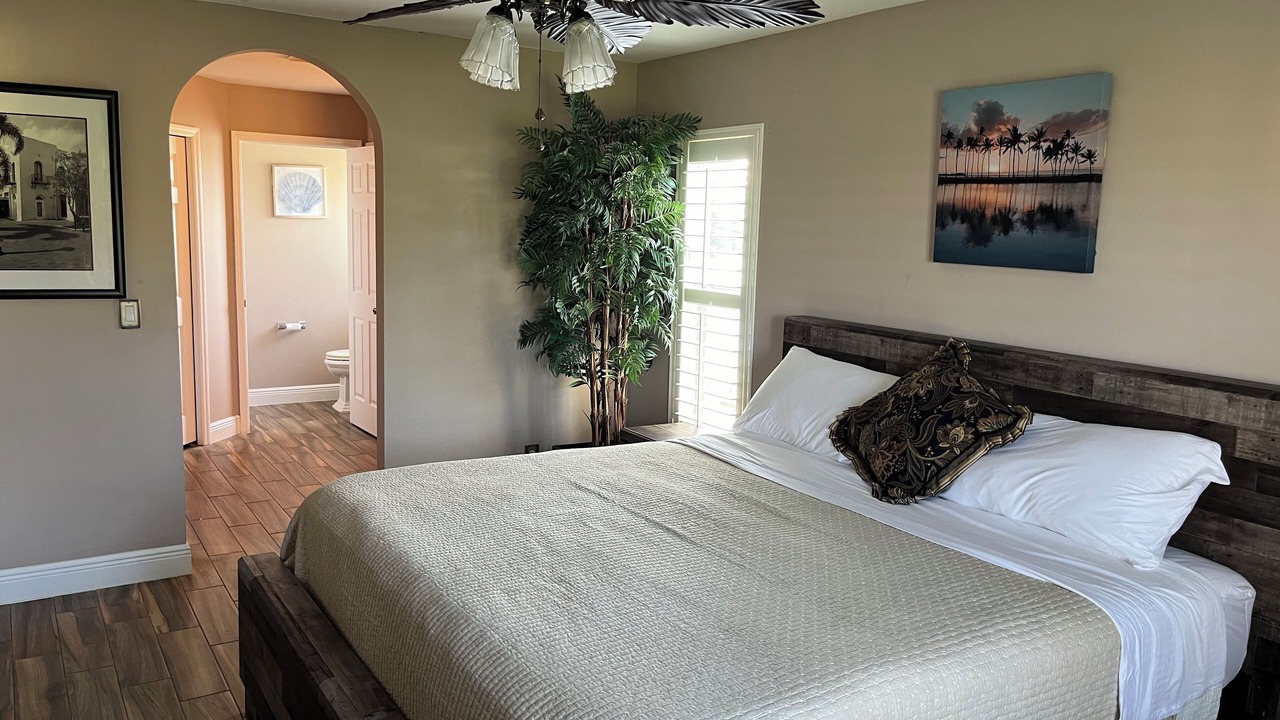 Photo of Bedroom in Pelican