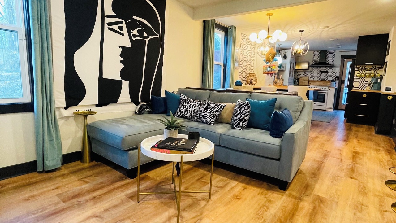 Photo of Livingroom in Church Street