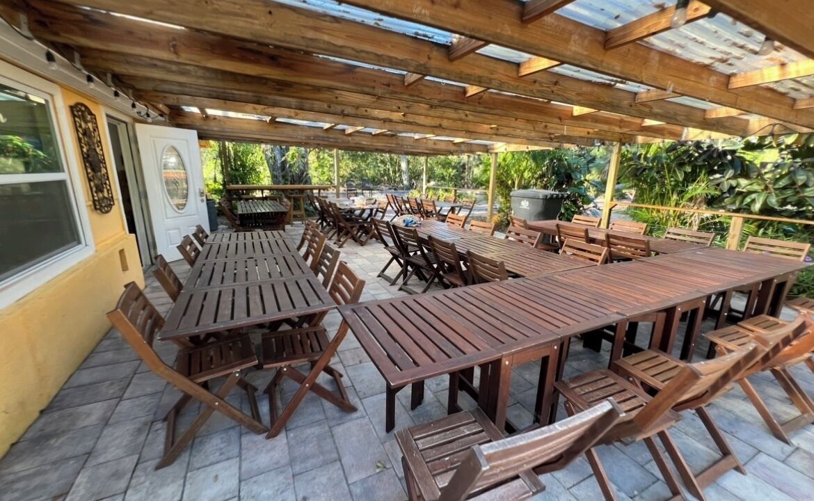 Photo of Outdoor in Town 'n' Country