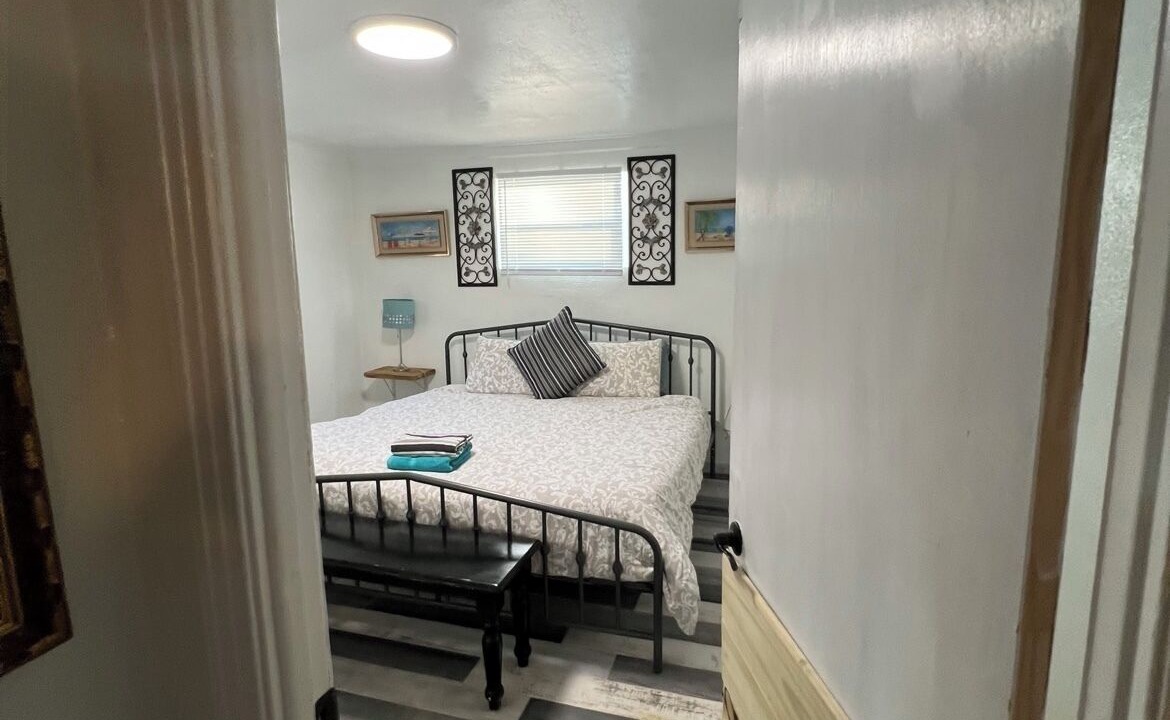 Photo of Bedroom in Town 'n' Country