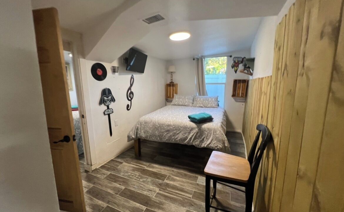 Photo of Bedroom in Town 'n' Country