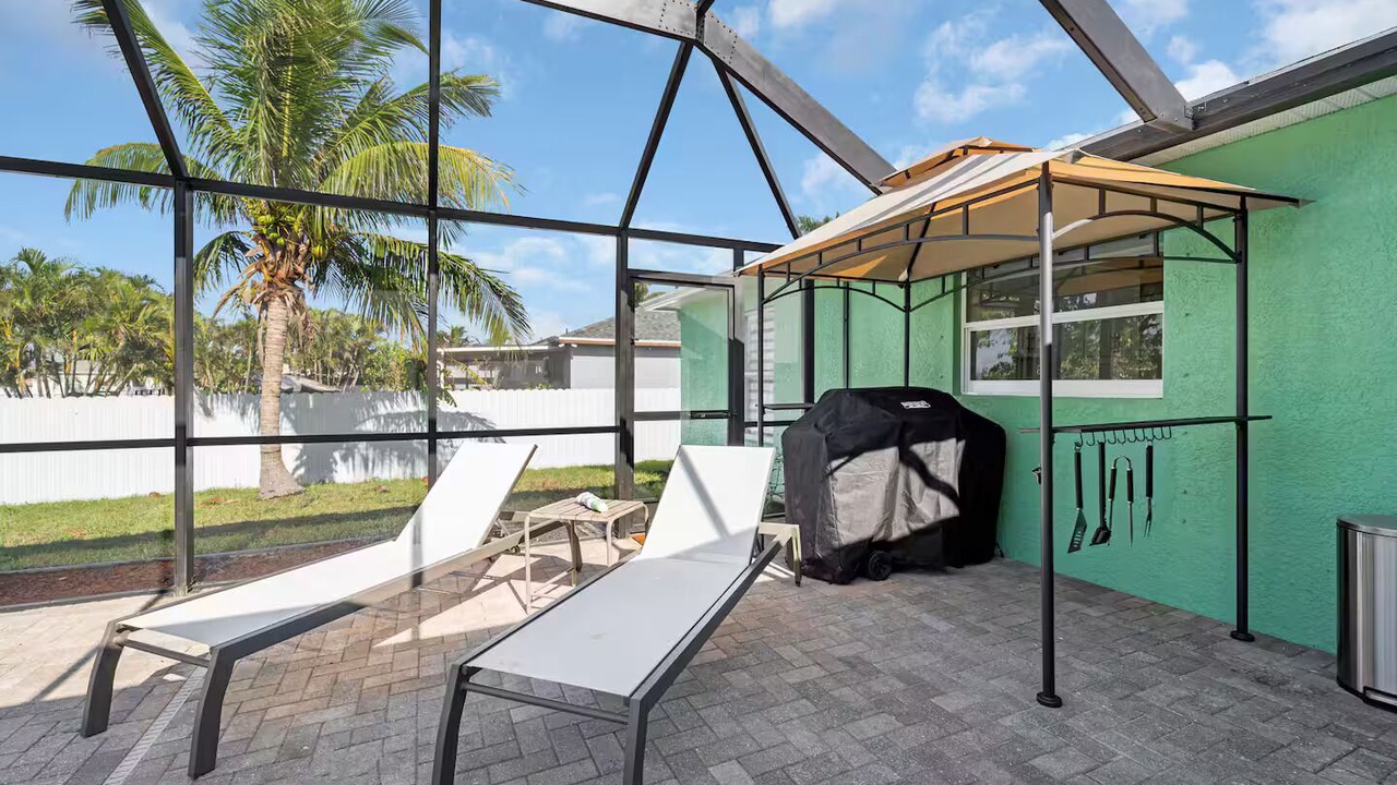 Photo of Patio Balcony in Mariner