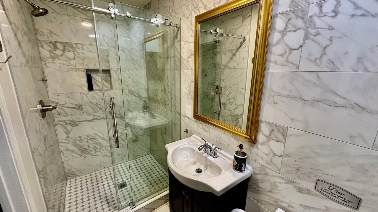 Photo of Bathroom in Perry