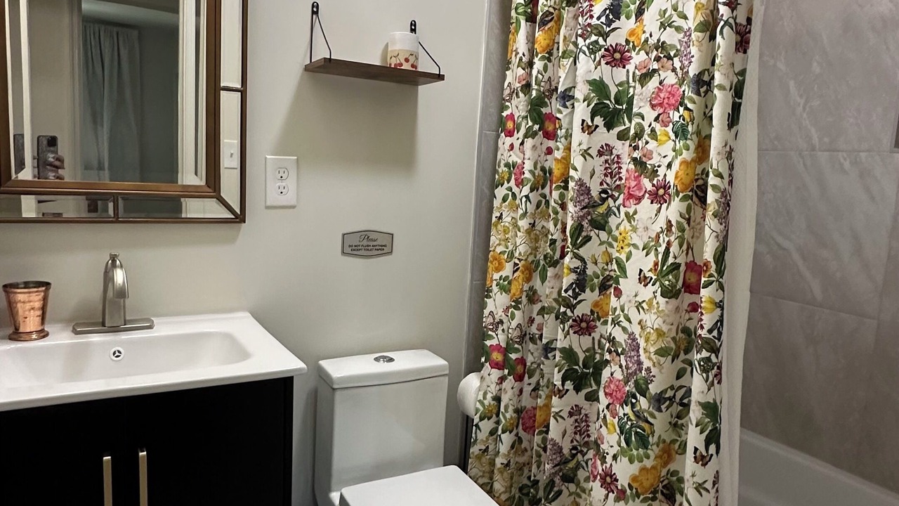 Photo of Bathroom in Perry