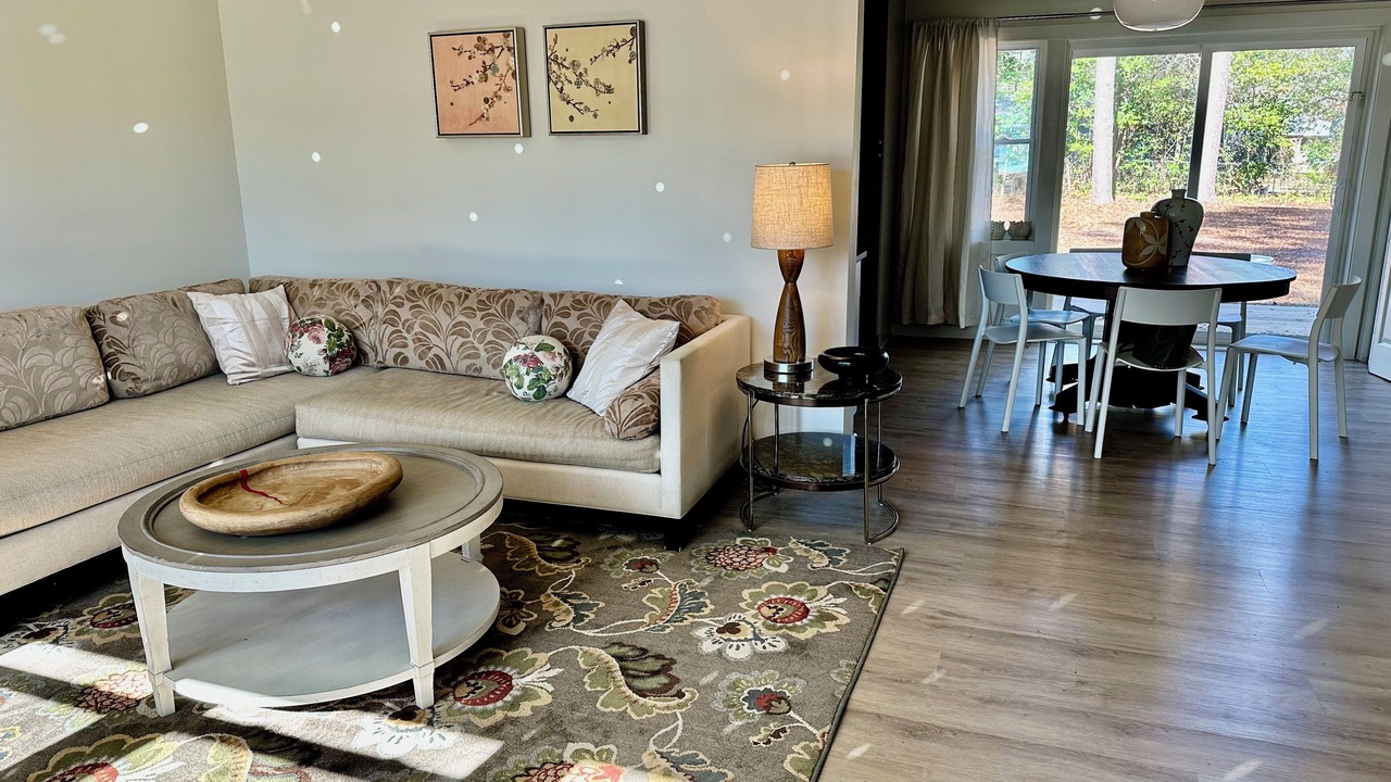 Photo of Livingroom in Perry