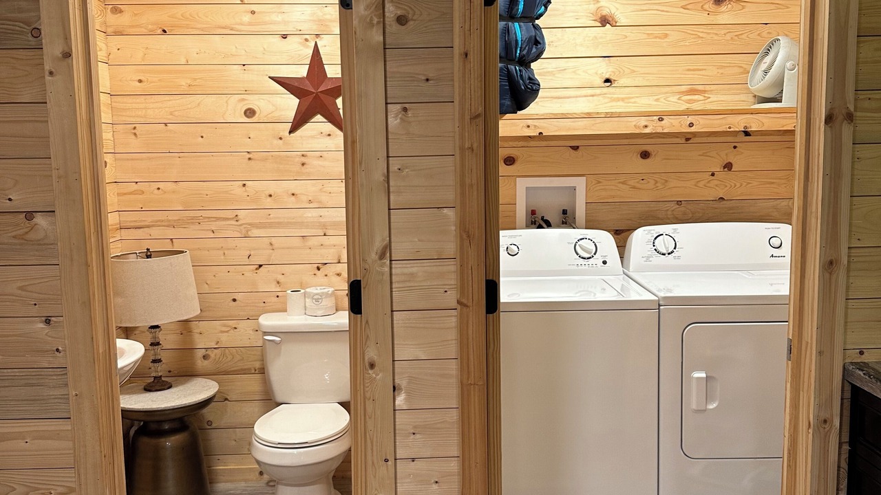 Photo of Bathroom in Hawkinsville
