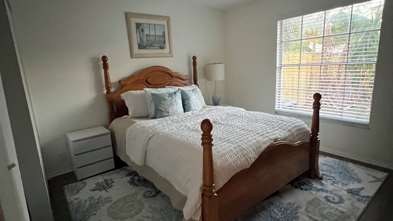 Photo of Bedroom in Lake St. George