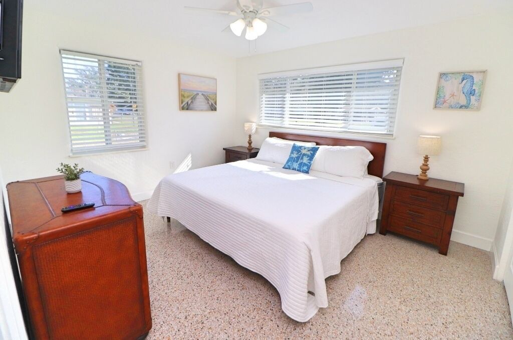 Photo of Bedroom in Glencoe