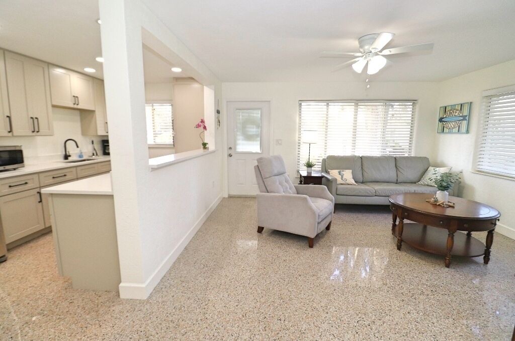 Photo of Livingroom in Glencoe