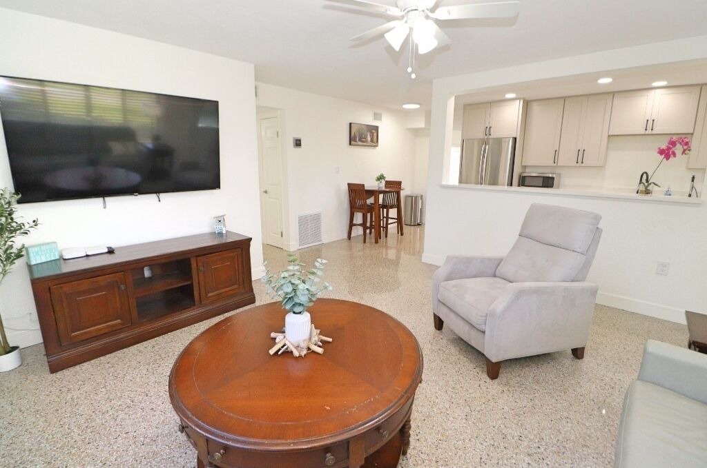 Photo of Livingroom in Glencoe