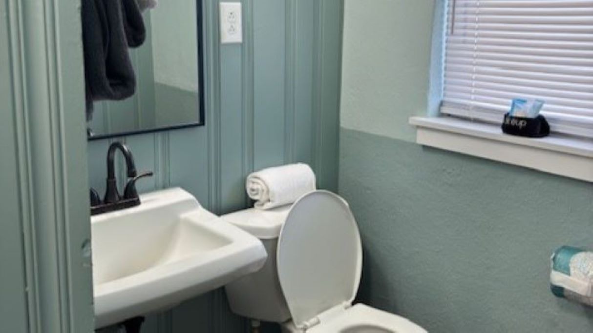 Photo of Bathroom in Biltmore Beach