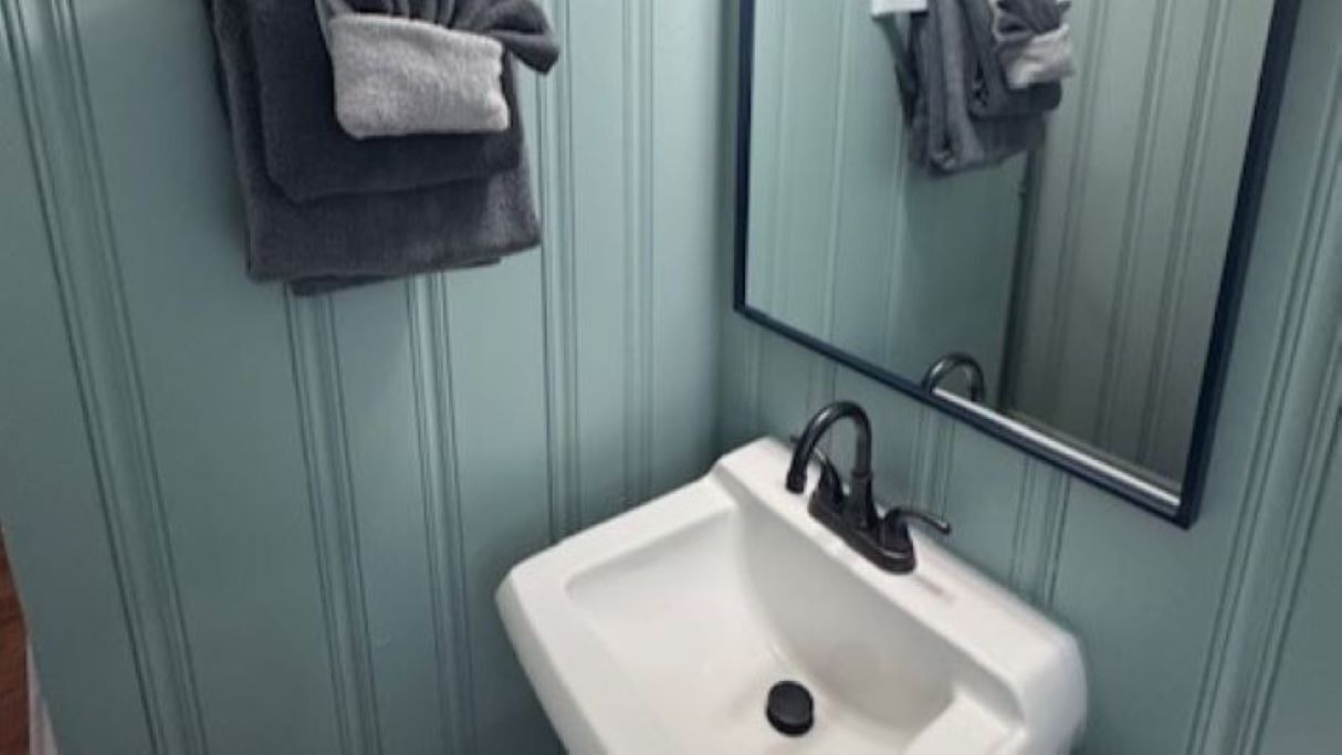 Photo of Bathroom in Biltmore Beach