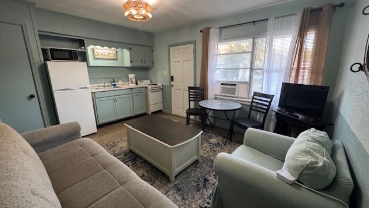 Photo of Bedroom in Biltmore Beach