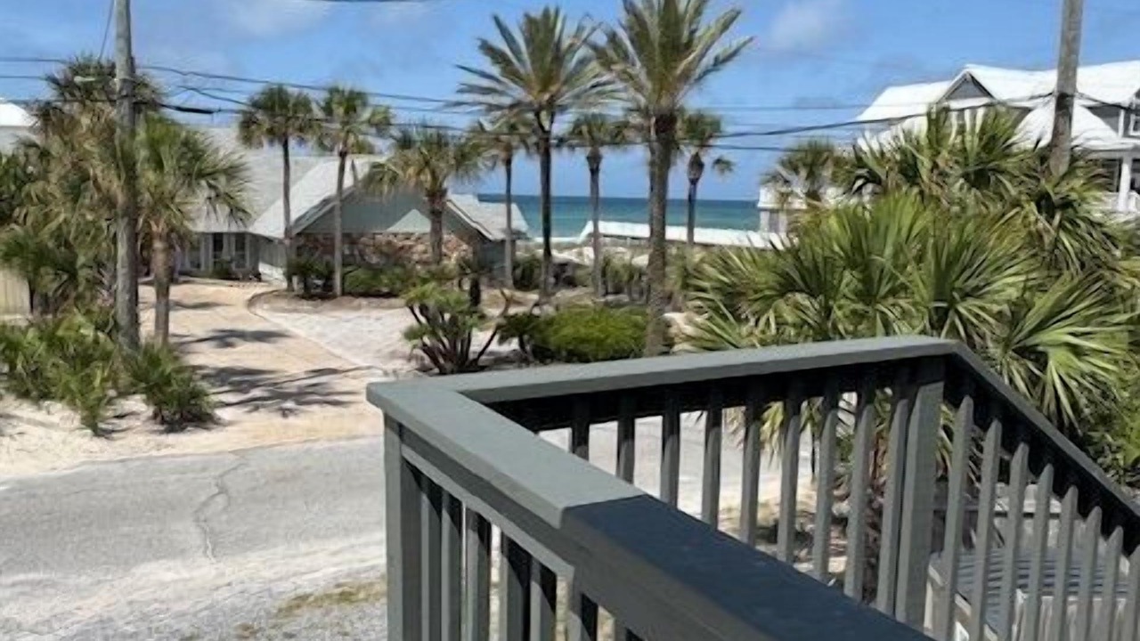 Photo of Outdoor in Biltmore Beach