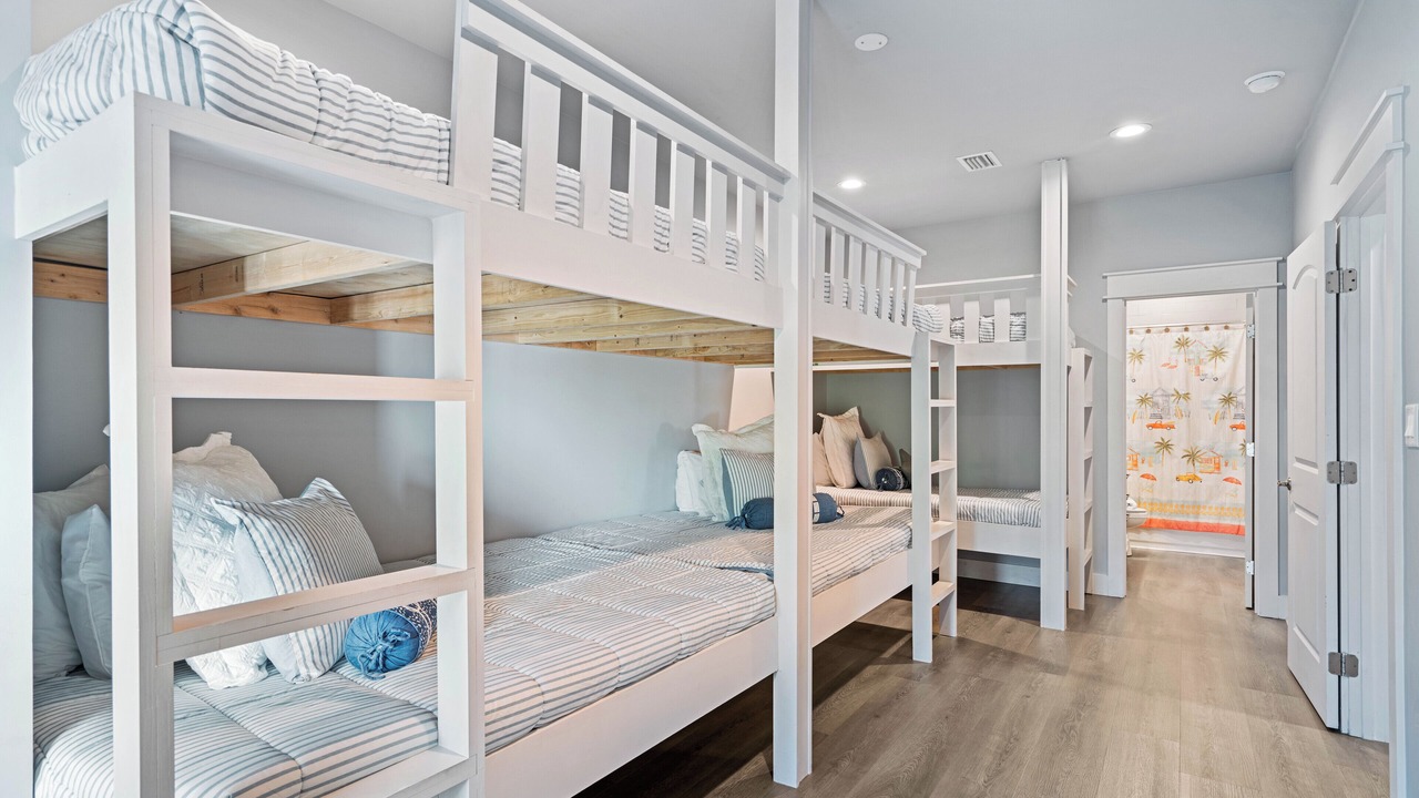 Photo of Bedroom in Treetop