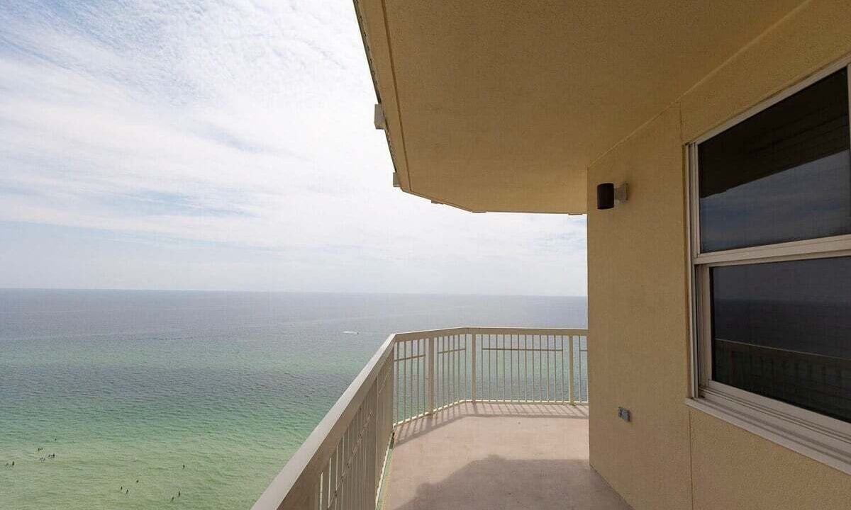 Photo of Patio Balcony in Miramar Beach