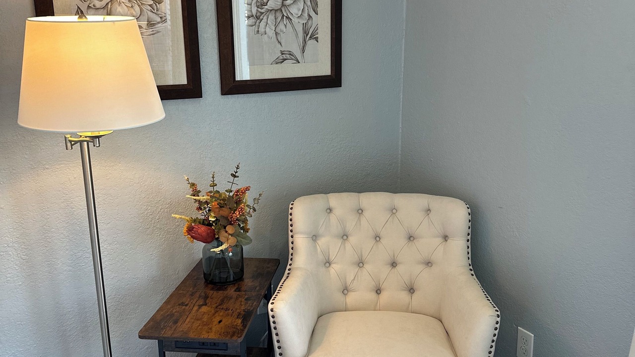 Photo of Livingroom in Bainbridge