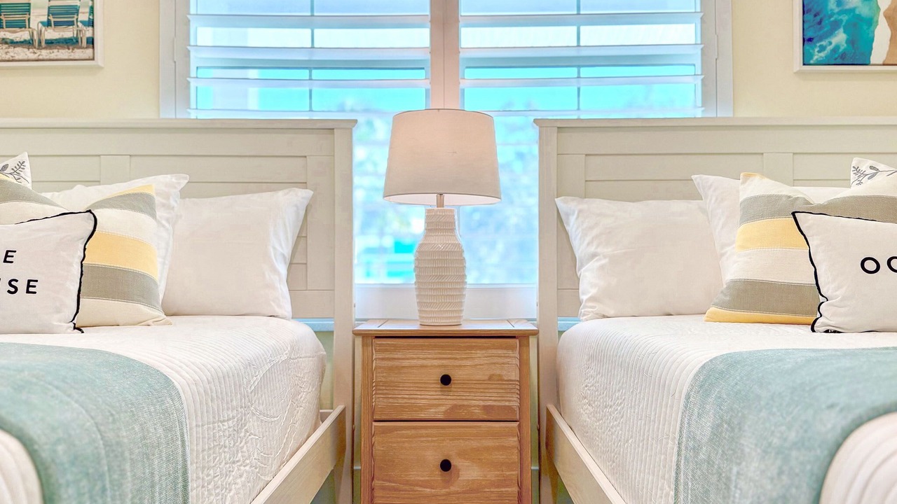 Photo of Bedroom in Mid Island