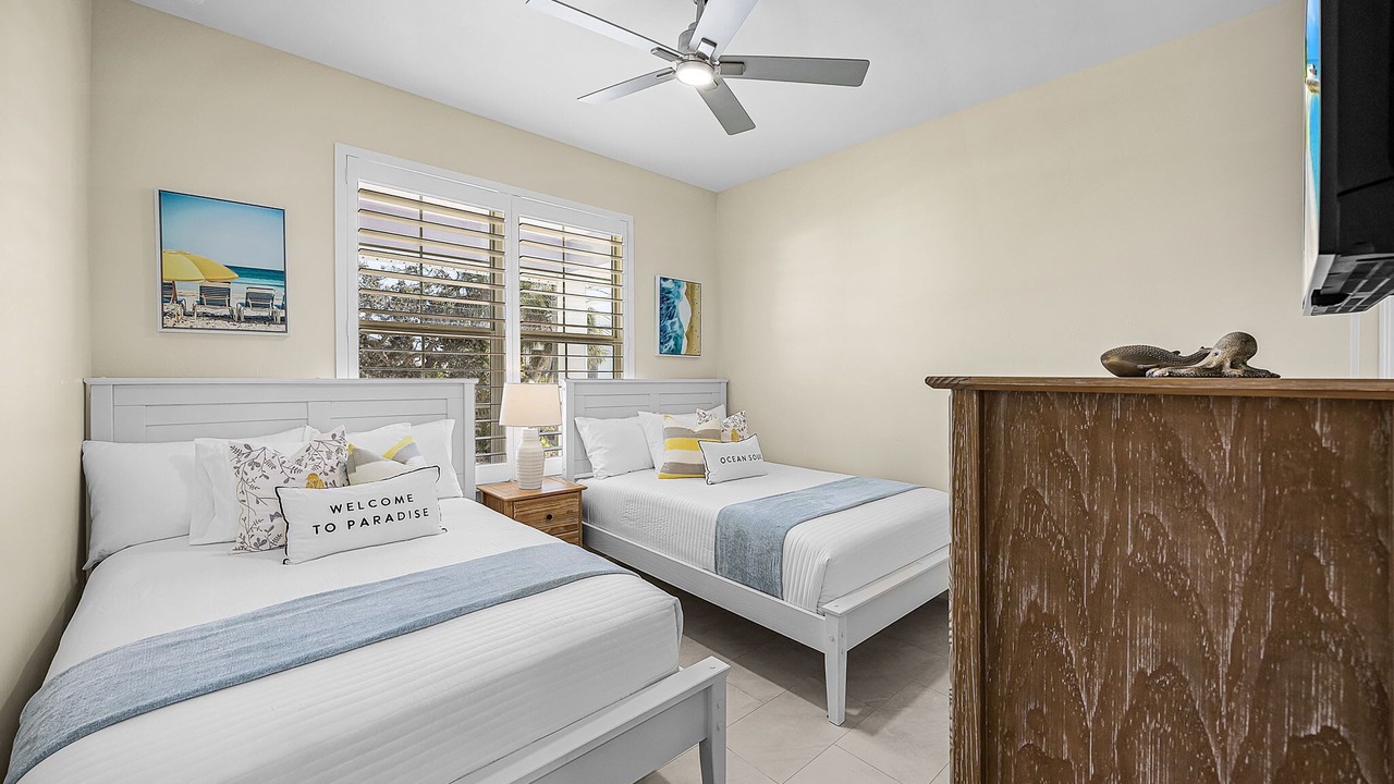 Photo of Bedroom in Mid Island