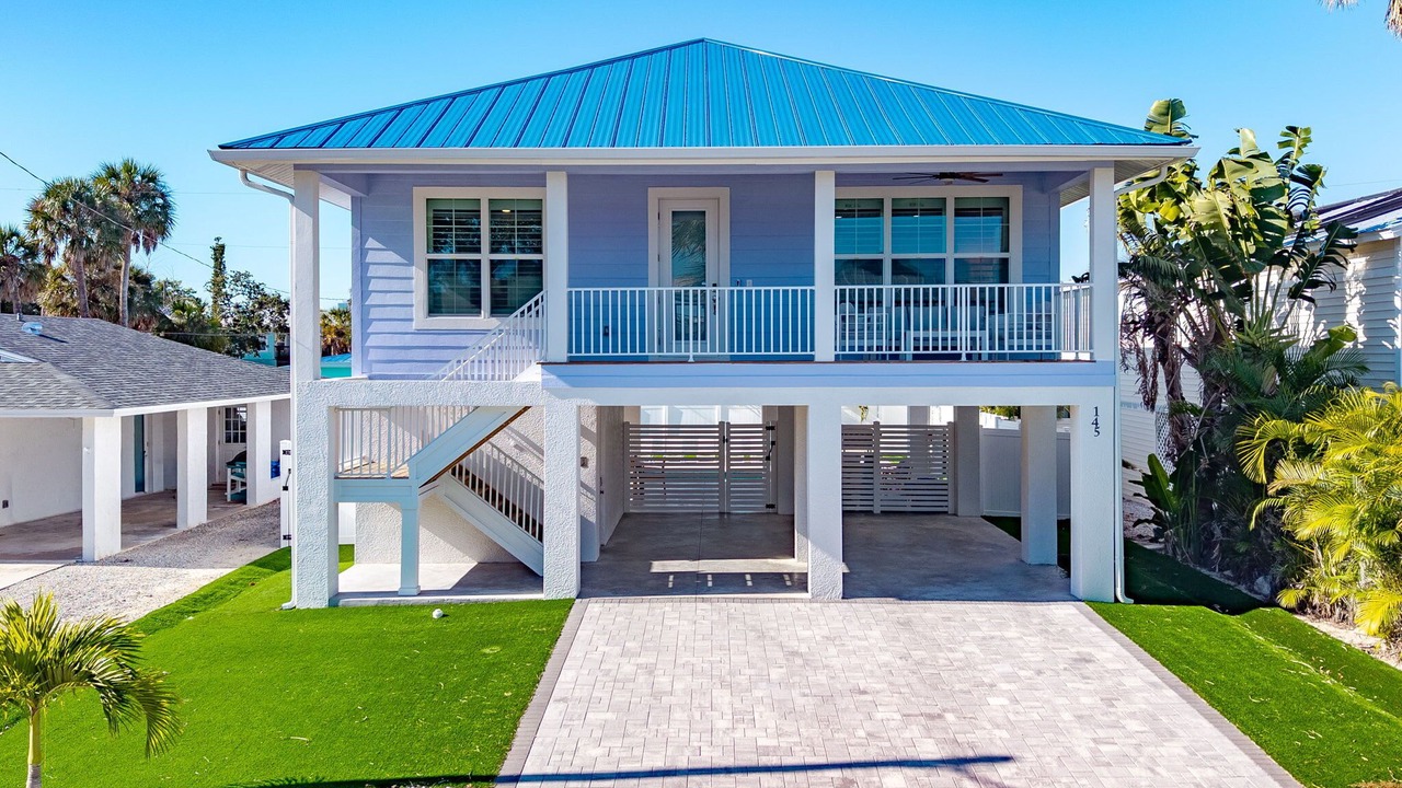 Photo of Outdoor in Mid Island