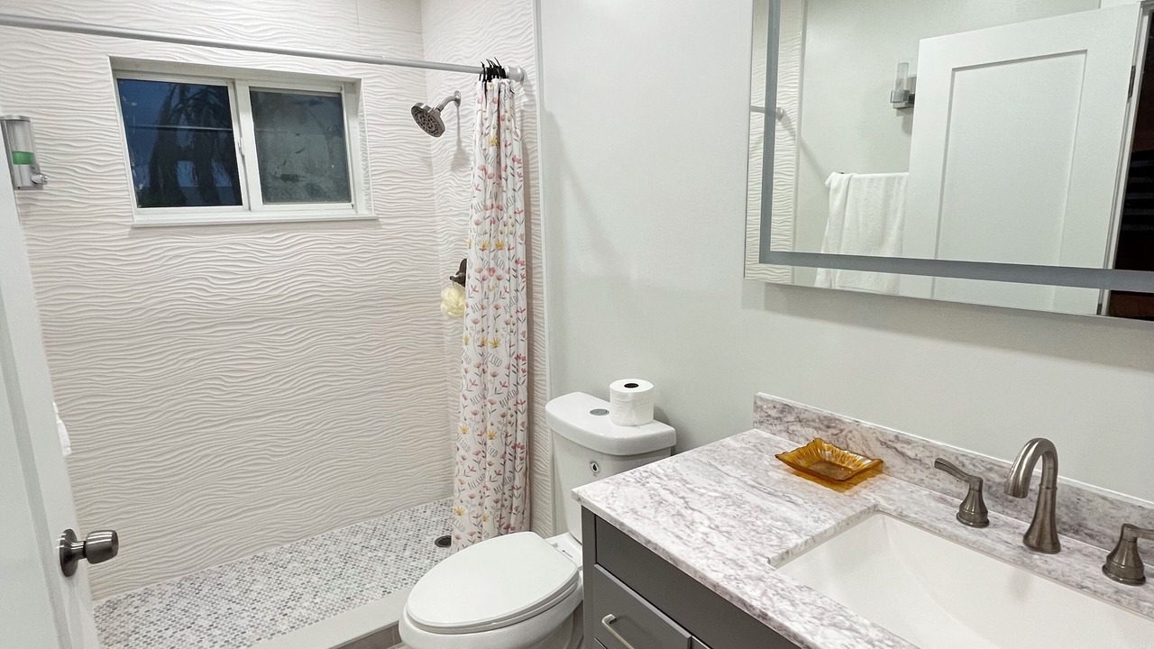 Photo of Bathroom in Little Torch Key