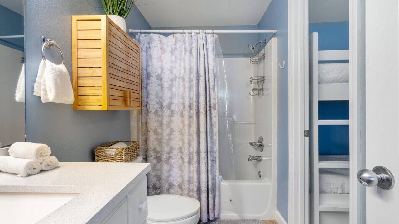 Photo of Bathroom in Gulf Place