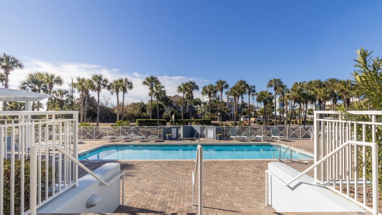 Photo of Outdoor in Gulf Place