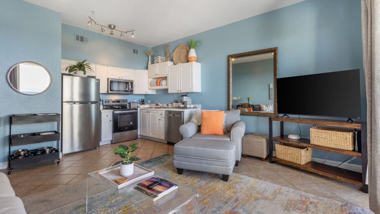 Photo of Livingroom in Gulf Place