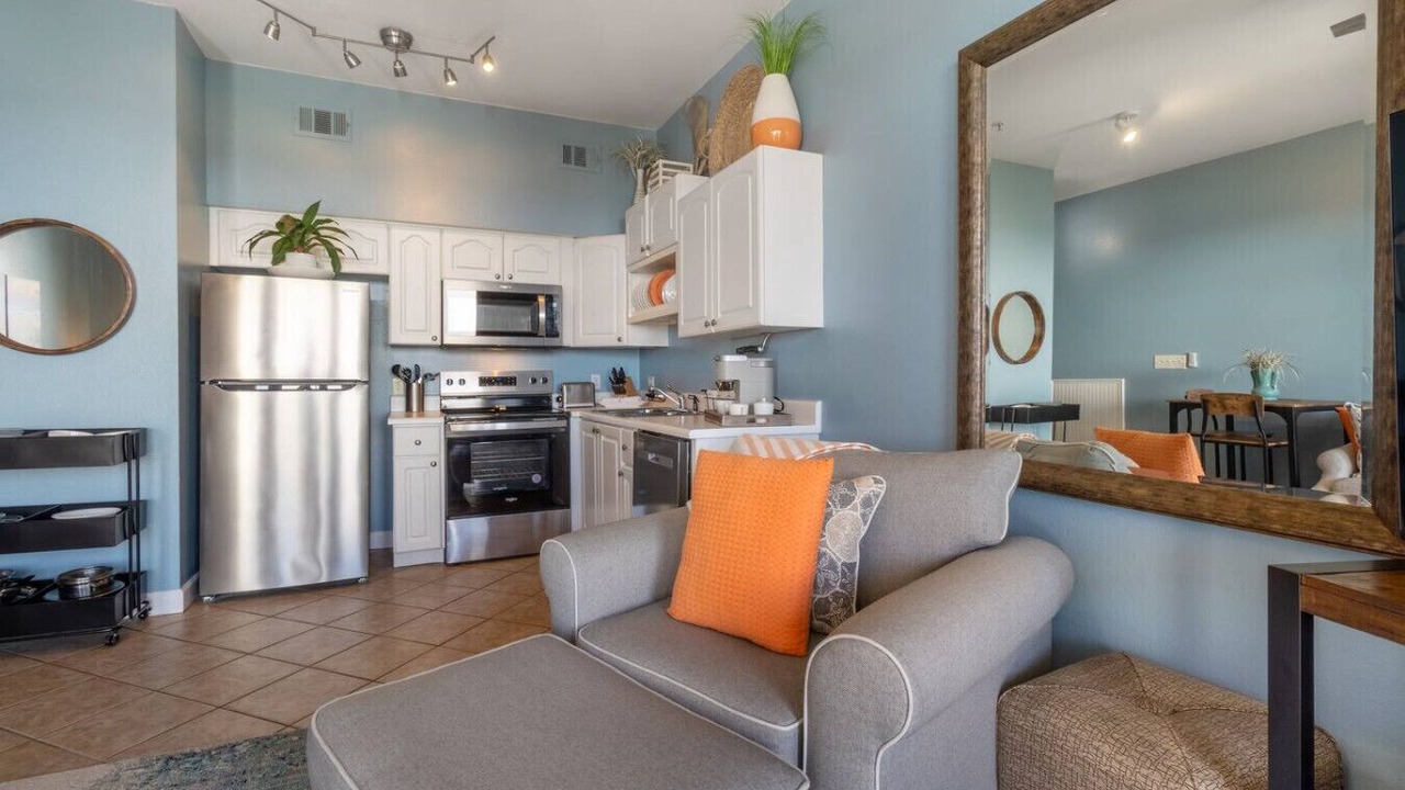 Photo of Livingroom in Gulf Place