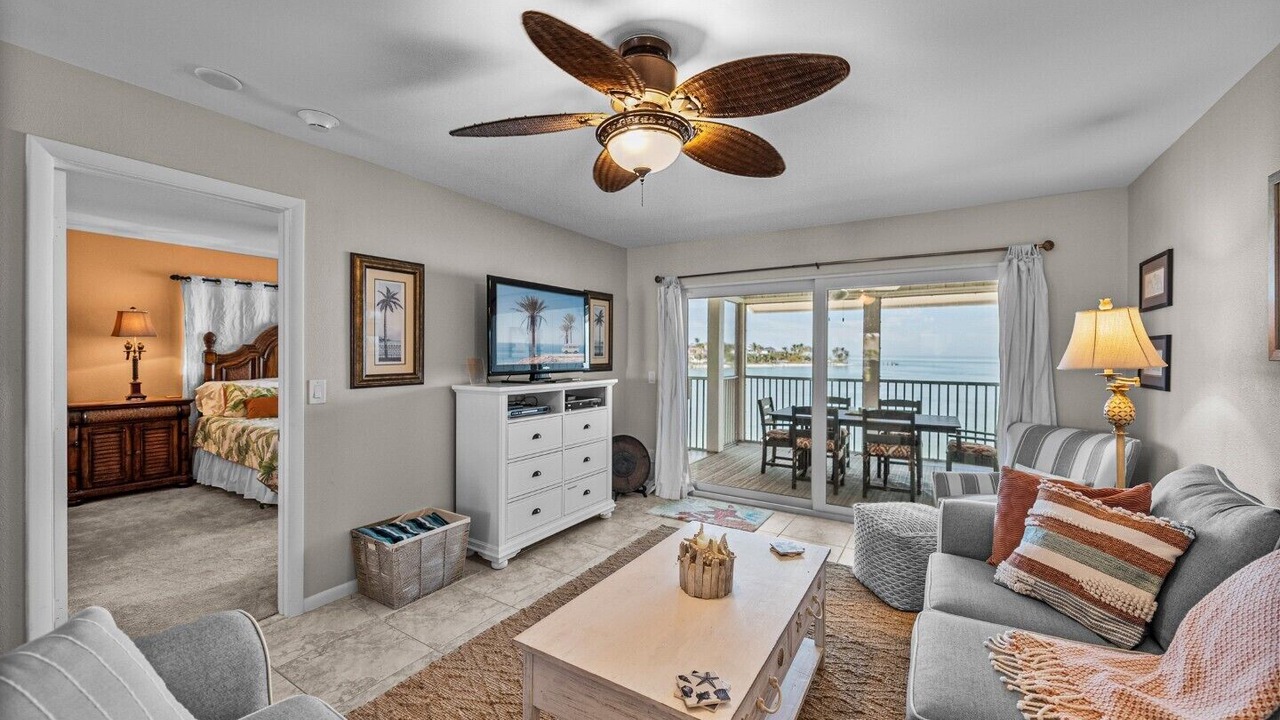 Photo of Livingroom in Boca Grande