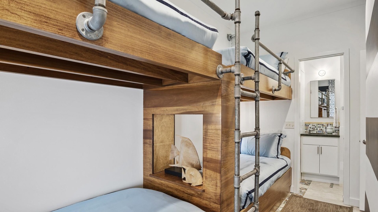 Photo of Bedroom in Rosemary Beach