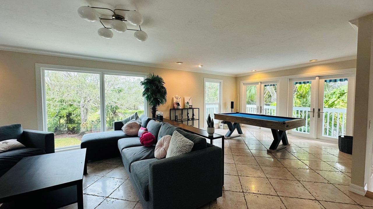 Photo of Livingroom in South Sarasota