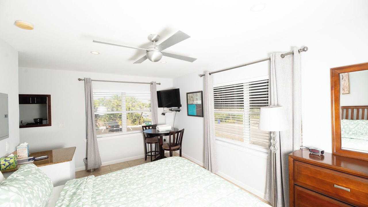 Photo of Bedroom in Bay Isles