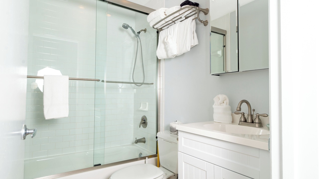 Photo of Bathroom in Bay Isles