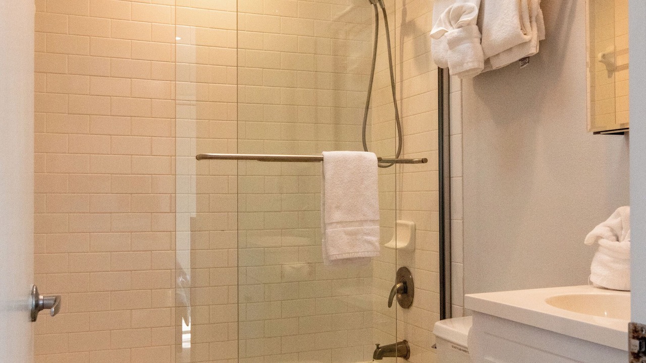 Photo of Bathroom in Bay Isles