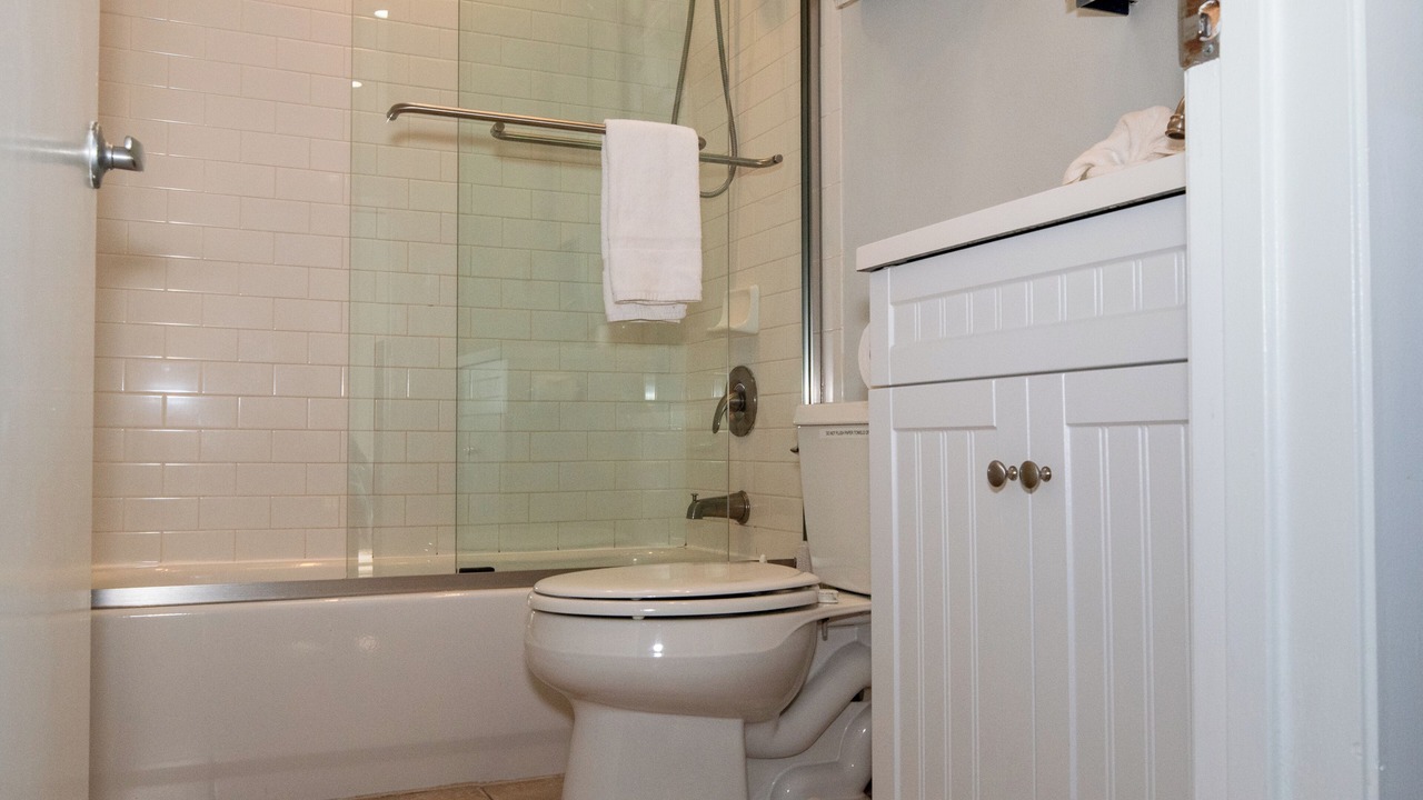 Photo of Bathroom in Bay Isles
