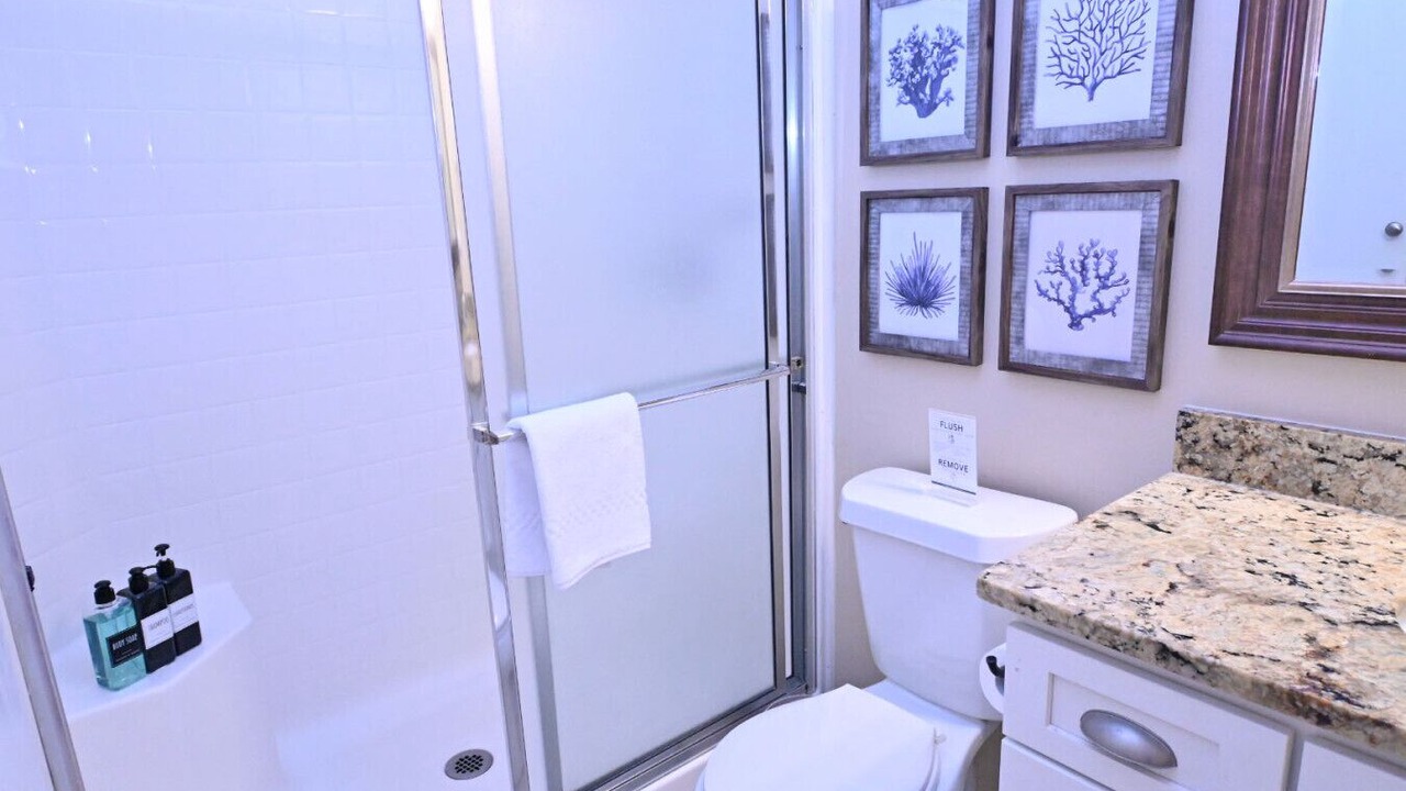 Photo of Bathroom in Holiday Isle